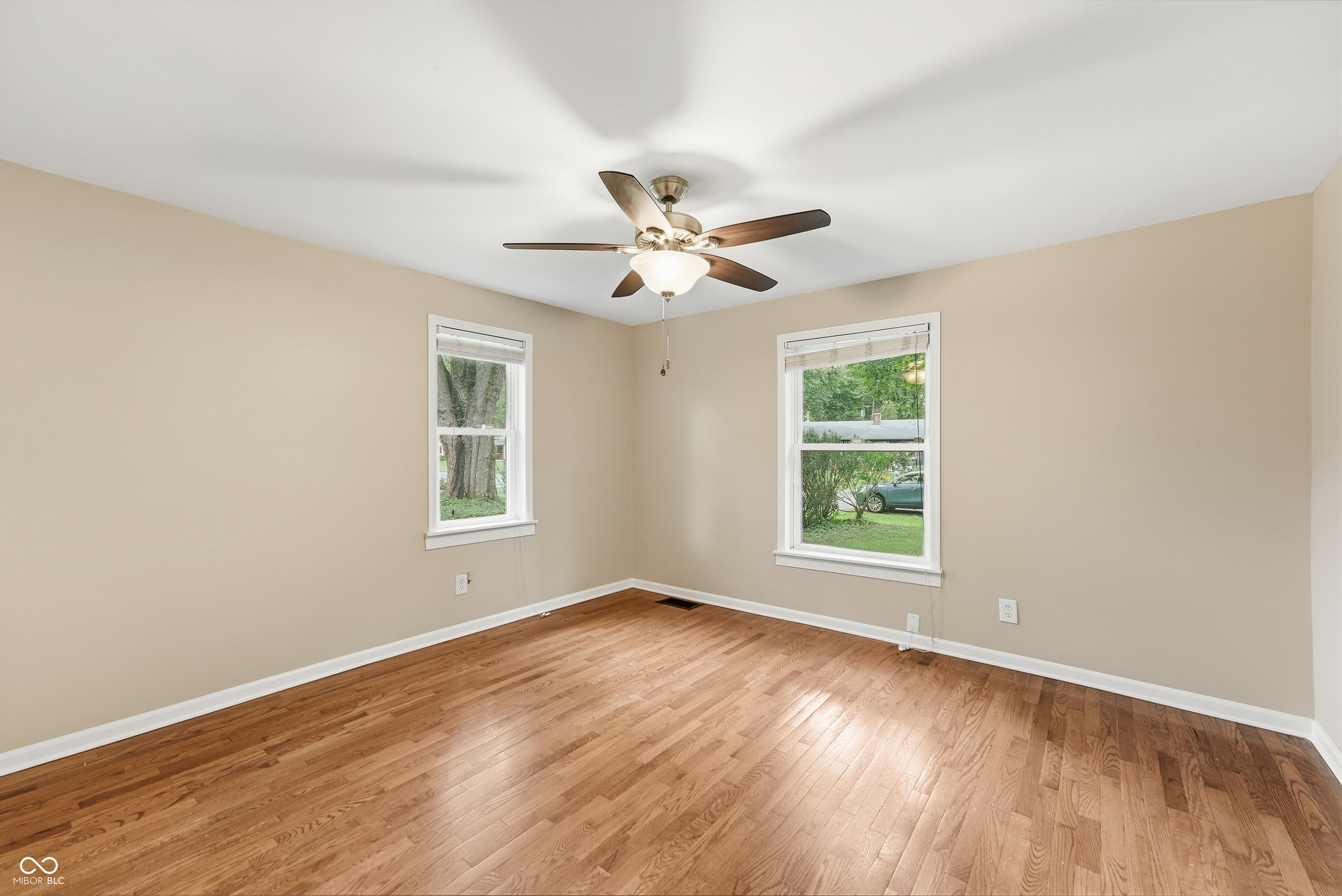 1219 Nicholas Road Indianapolis, IN 46220 - Photo 16 of 37 Gallery Image 16