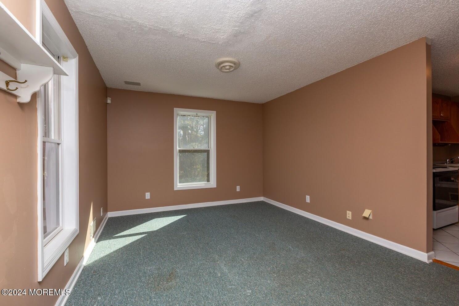 341 County Road 539 Cream Ridge, NJ 08514 - Photo 10 of 26 341CountyRd539-10