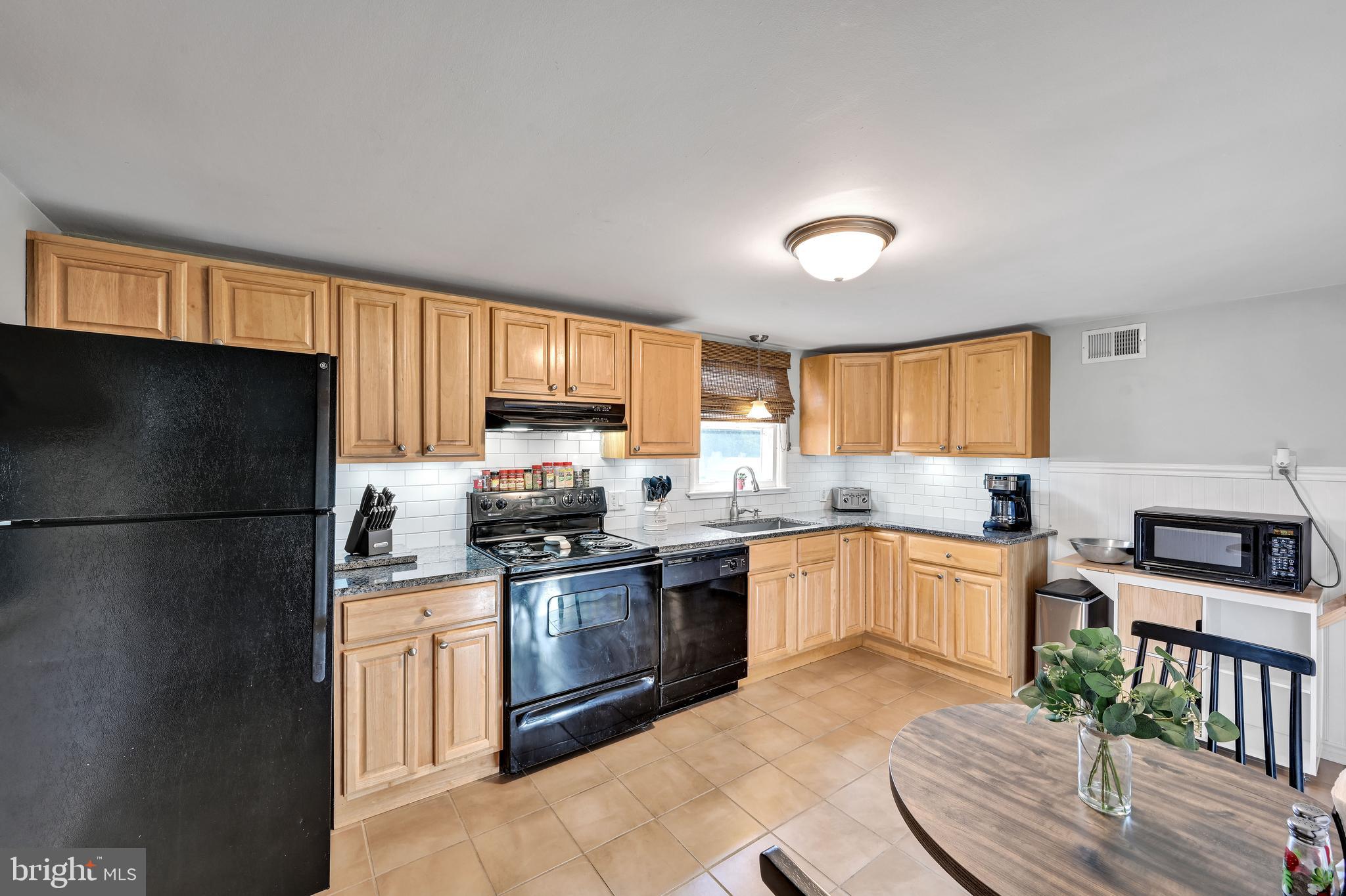 860 Hess Road York, PA 17404 - Photo 8 of 23