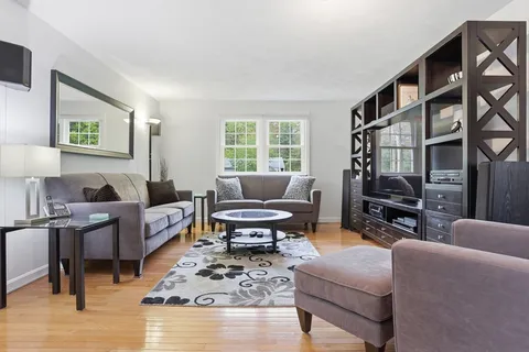 $738,000 | 13 1/2 Vincent Street, Billerica, MA 01821