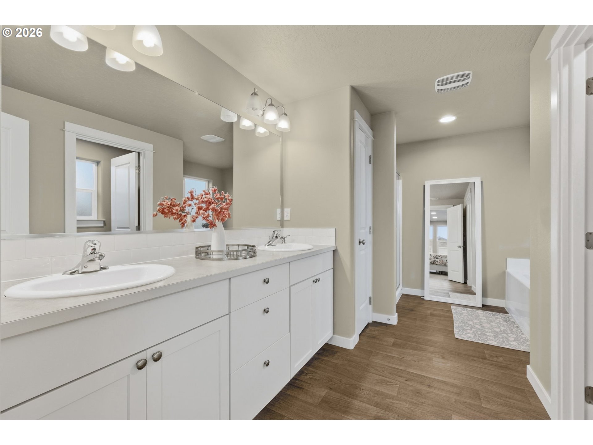 3269 Korbel Street Eugene, OR 97404 - Photo 24 of 38 Bathroom