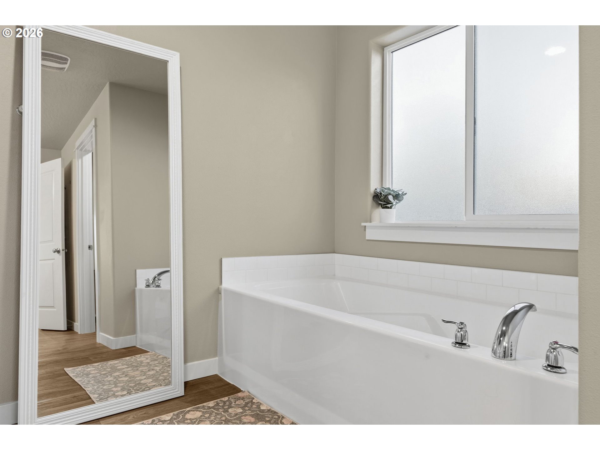 3269 Korbel Street Eugene, OR 97404 - Photo 25 of 38 Bathroom