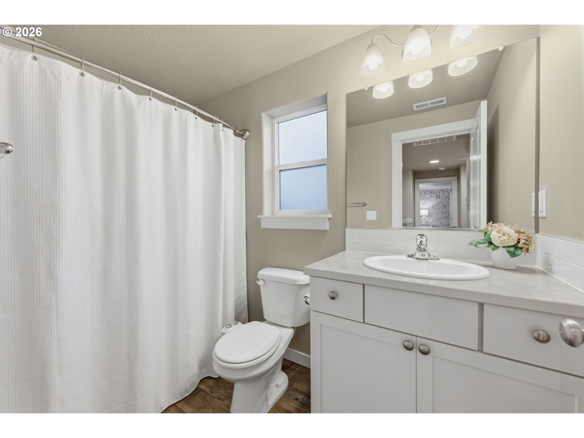 3269 Korbel Street Eugene, OR 97404 - Photo 33 of 38 Bathroom