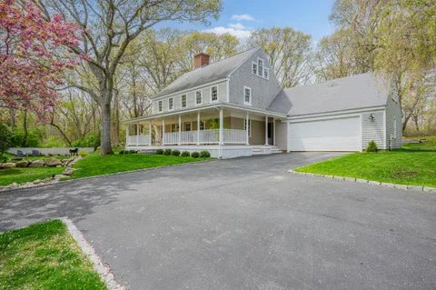 $1,690,000 | 79 Sturgis Lane, Barnstable, MA 02630