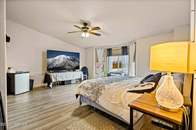 $429,900 | 206 South Zeus Street, Moxee, WA 98936