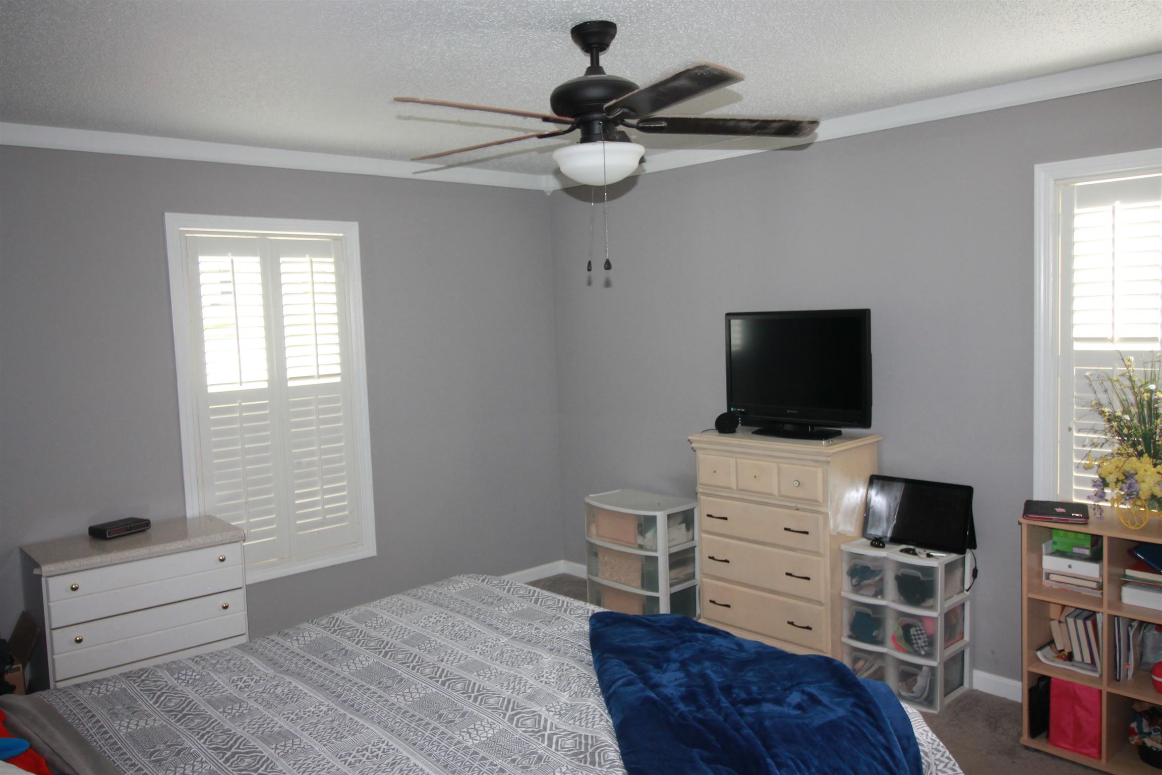 216 Hawkins Road Clarksville, TN 37040 - Photo 11 of 29 Gallery Image 11