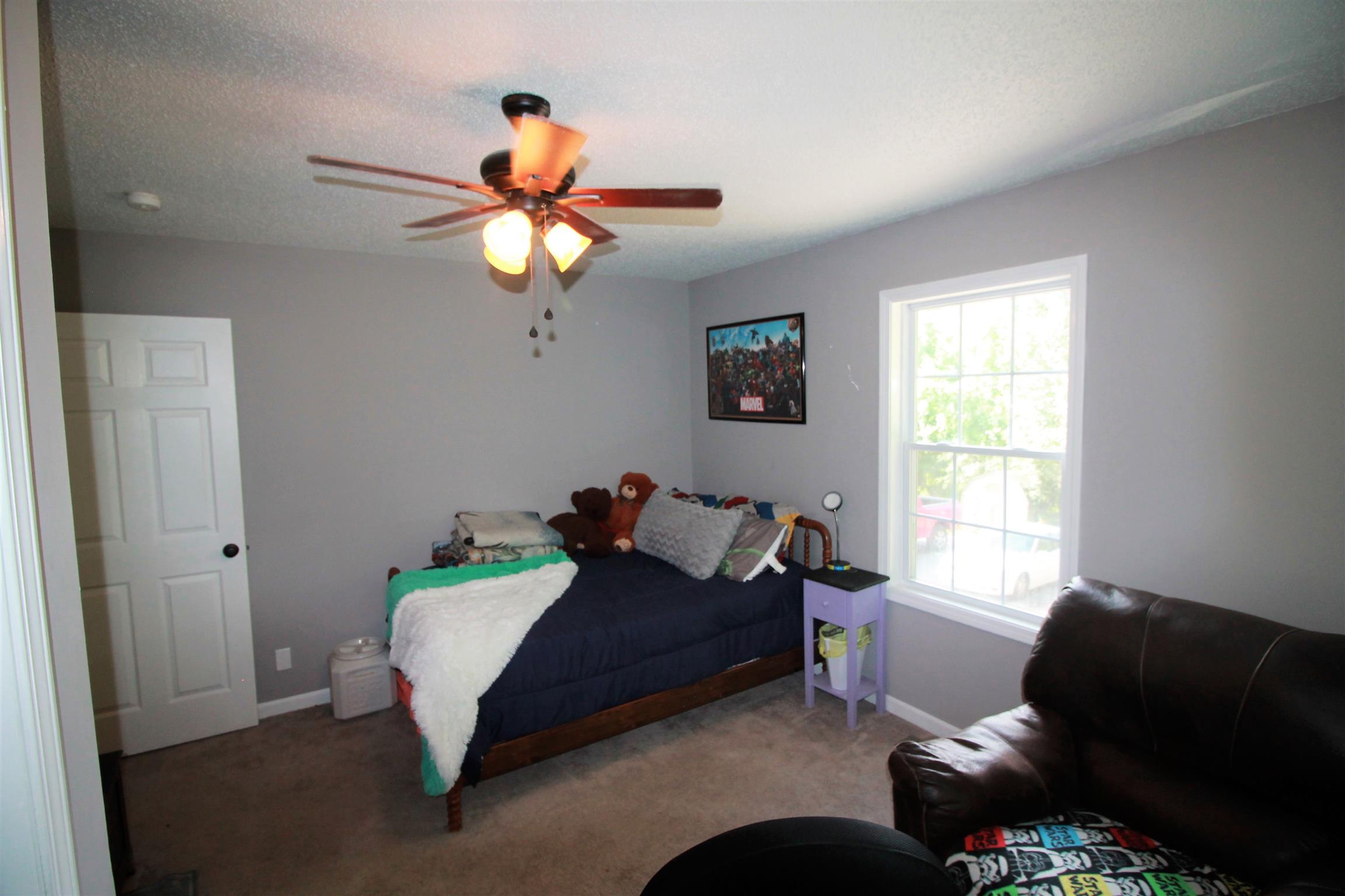 216 Hawkins Road Clarksville, TN 37040 - Photo 17 of 29 Gallery Image 17