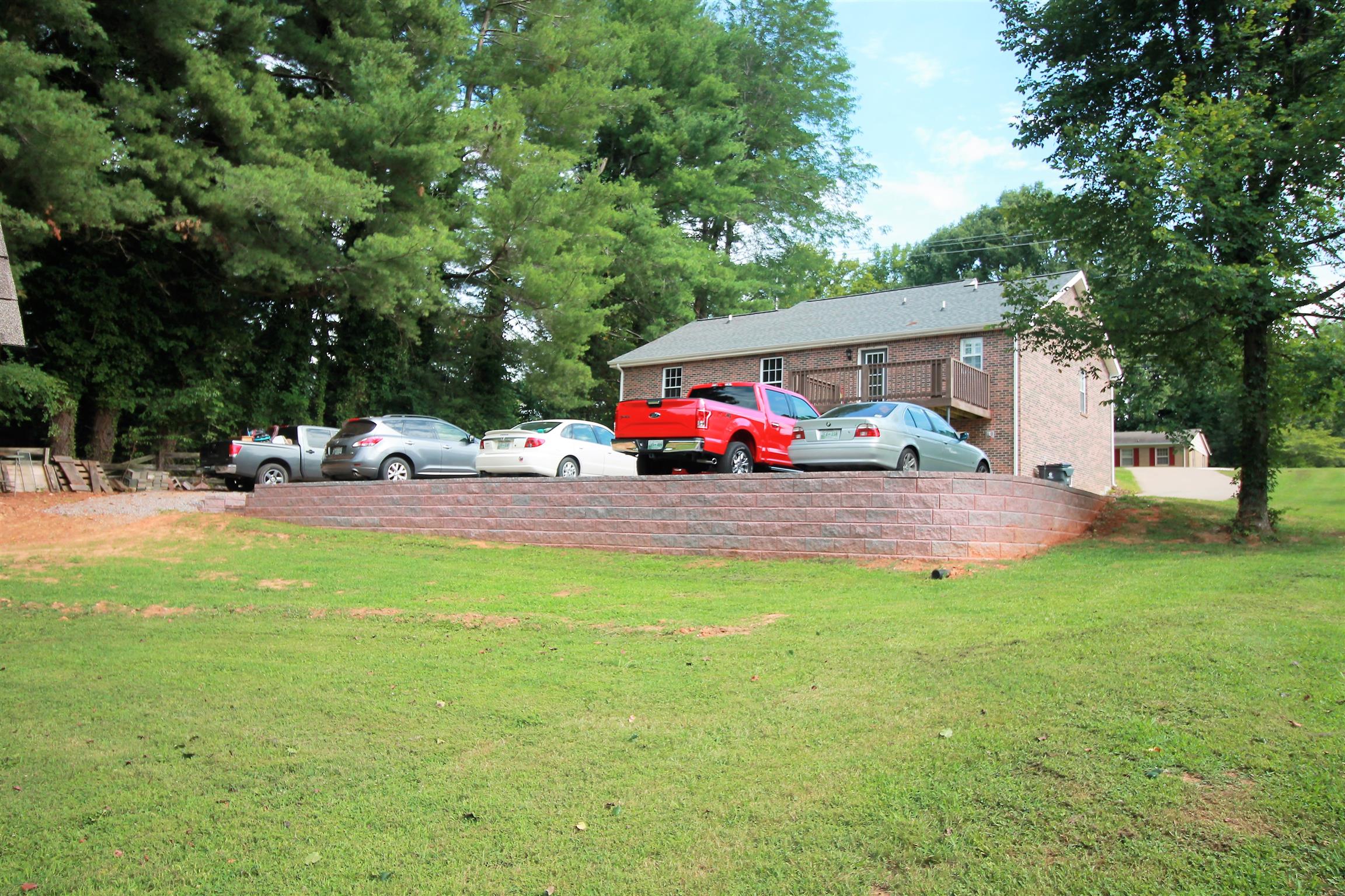 216 Hawkins Road Clarksville, TN 37040 - Photo 28 of 29 Gallery Image 28