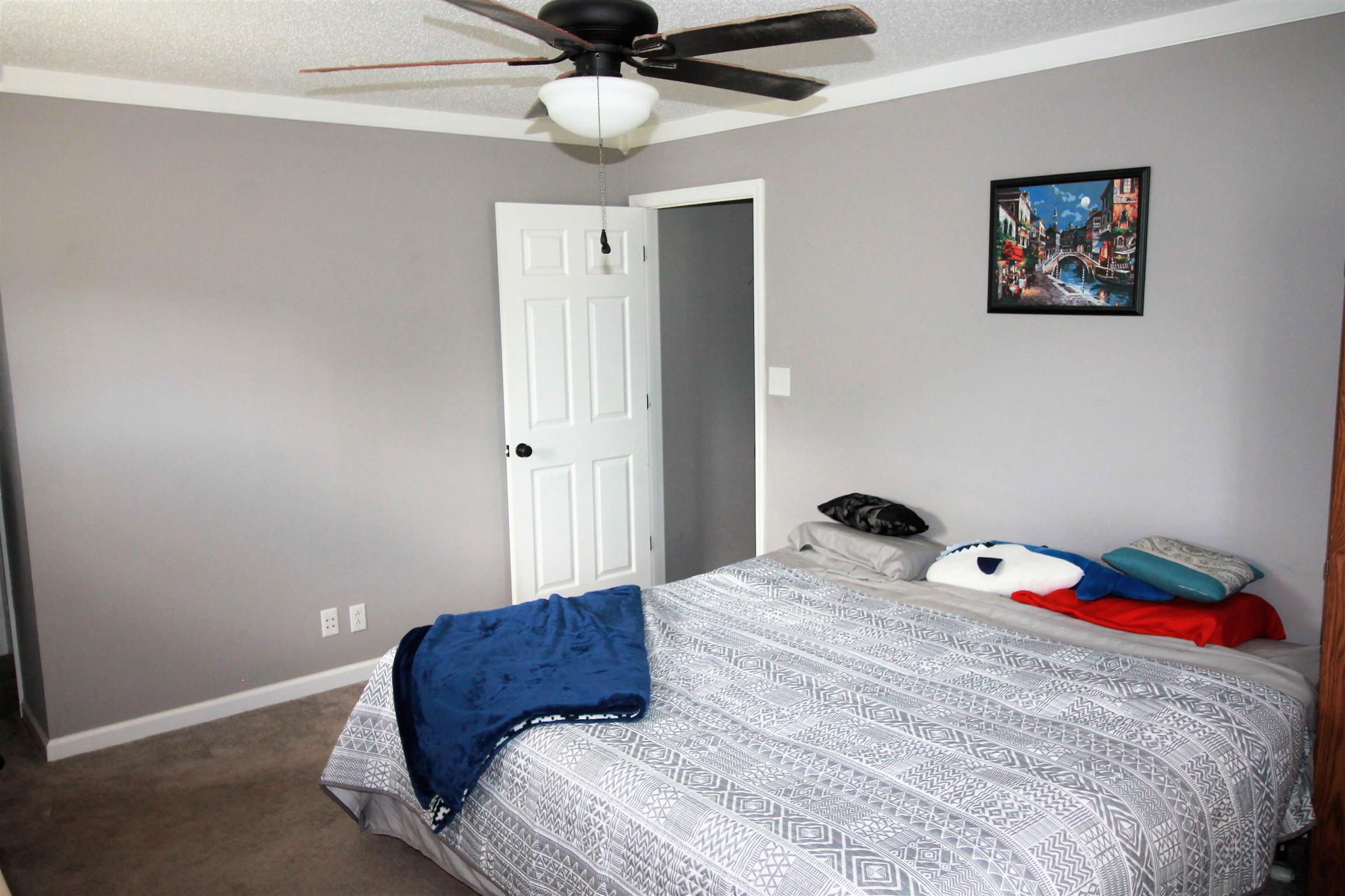 216 Hawkins Road Clarksville, TN 37040 - Photo 10 of 29 Here's your master bedroom