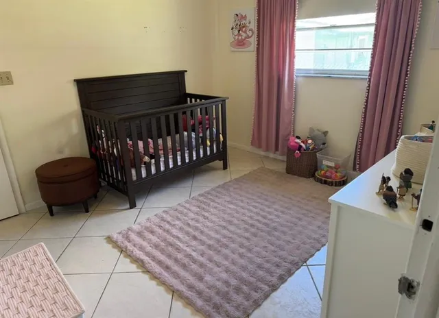 $2,290 | 2421 Johnson Street, Hollywood, FL 33020