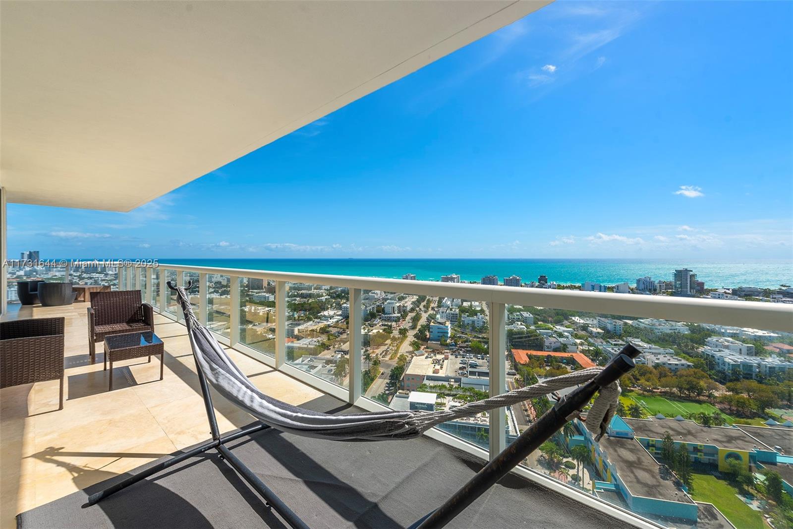 450 Alton Road, Unit 3010 Miami Beach, FL 33139 - Photo 11 of 64