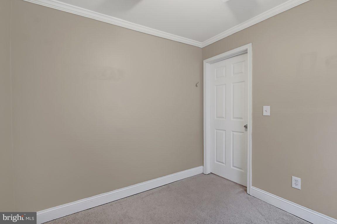 1848 Marshall Road Baltimore, MD 21222 - Photo 14 of 23
