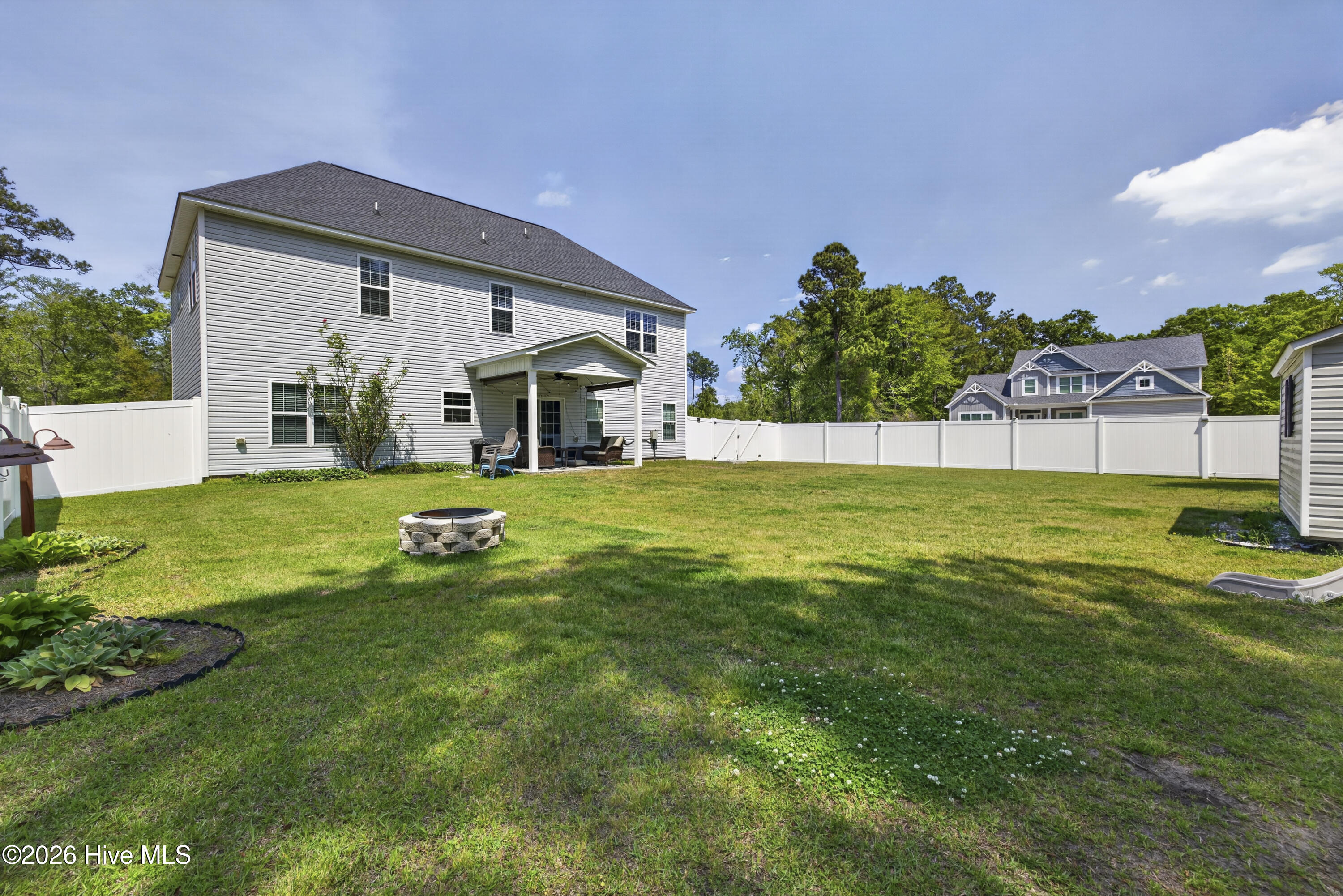 331 West Huckleberry Way Rocky Point, NC 28457 - Photo 19 of 24 331WHuckleberryWayReshoots-8