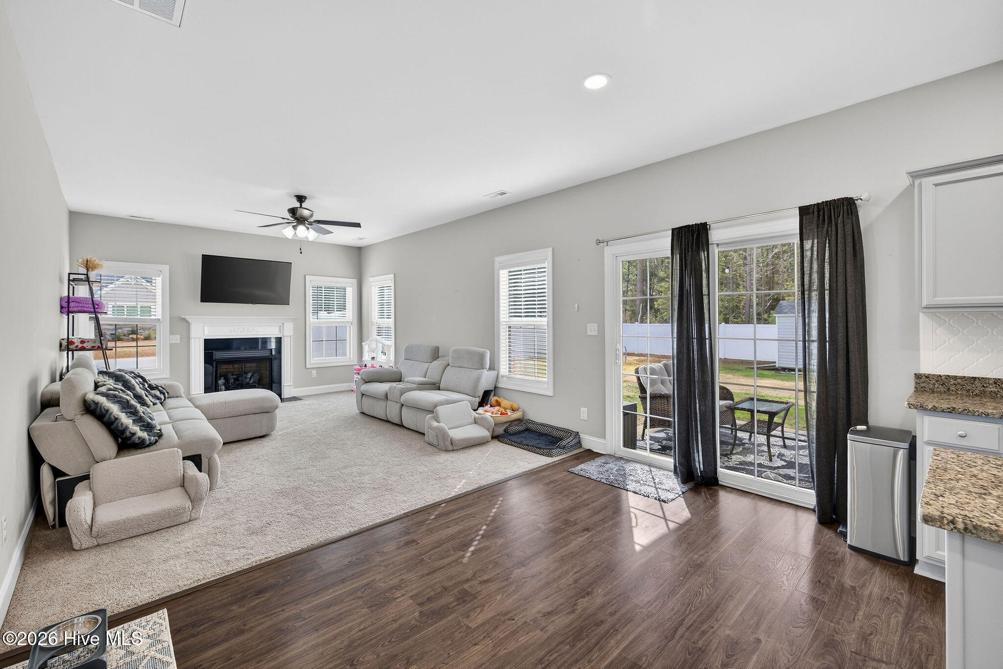 331 West Huckleberry Way Rocky Point, NC 28457 - Photo 7 of 24 331WHuckleberryWay-16