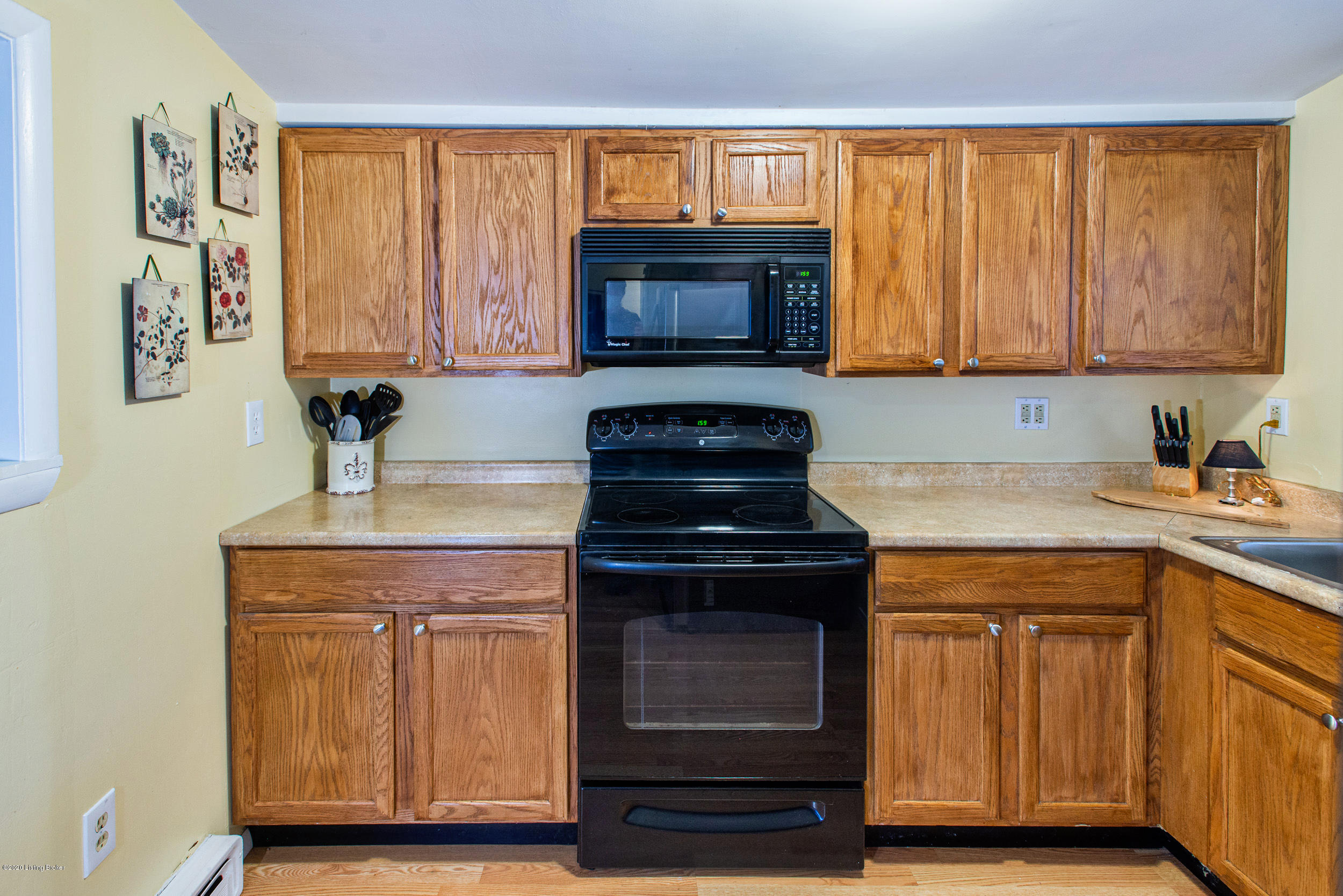 1237 Pigeon Pass Road Louisville, KY 40213 - Photo 15 of 35 House_0022