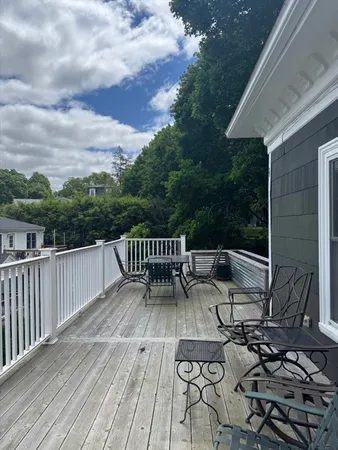 $3,250 | 15 Chestnut Street, Unit 2, Melrose, MA 02176