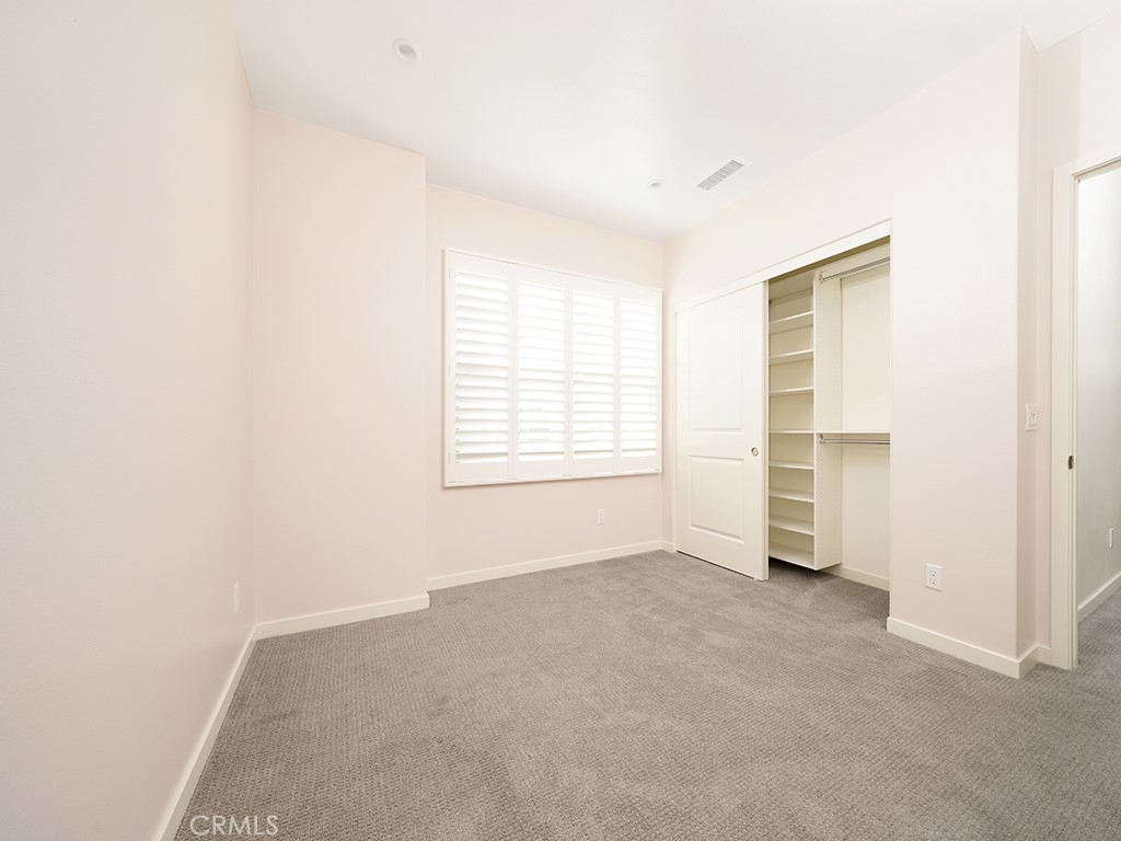 120 Messenger Irvine, CA 92618 - Photo 17 of 26 an empty room with windows