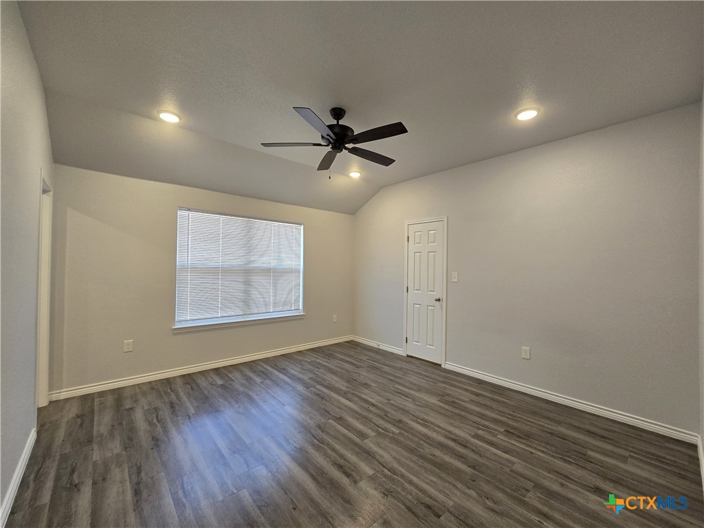 122 Wind Ridge Drive, Unit B Copperas Cove, TX 76522 - Photo 25 of 32 Gallery Image 25
