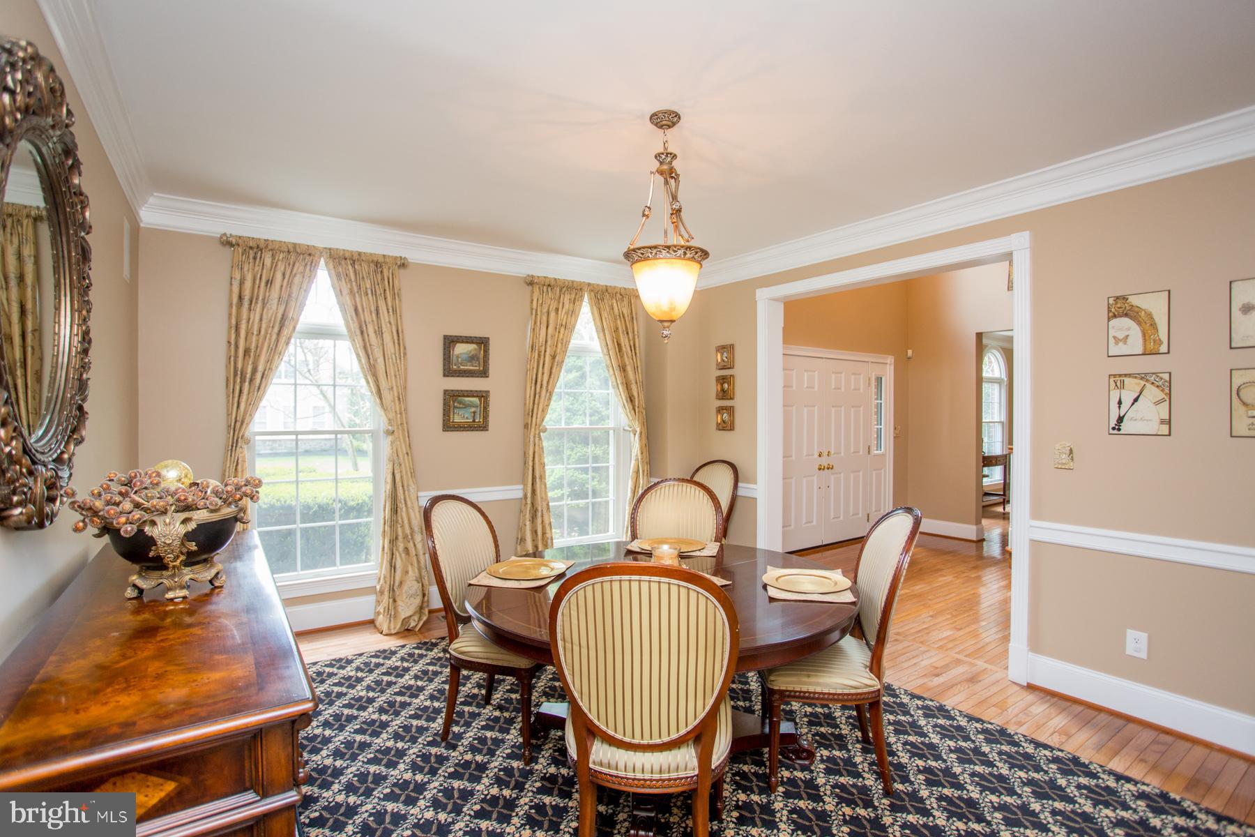 2131 Hawthorne Road New Hope, PA 18938 - Photo 9 of 48 Elegant & Spacious Dining Room