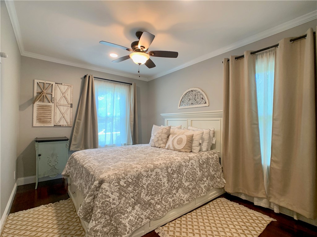 18 Sylvan Street Newport, RI 02840 - Photo 20 of 29