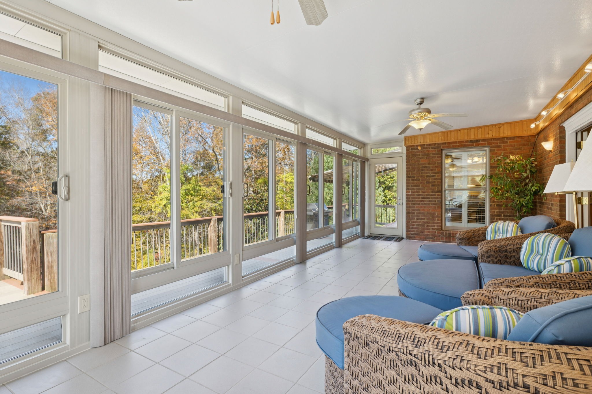 7875 Oscar Green Road Primm Springs, TN 38476 - Photo 2 of 44 a living room with furniture and a large window