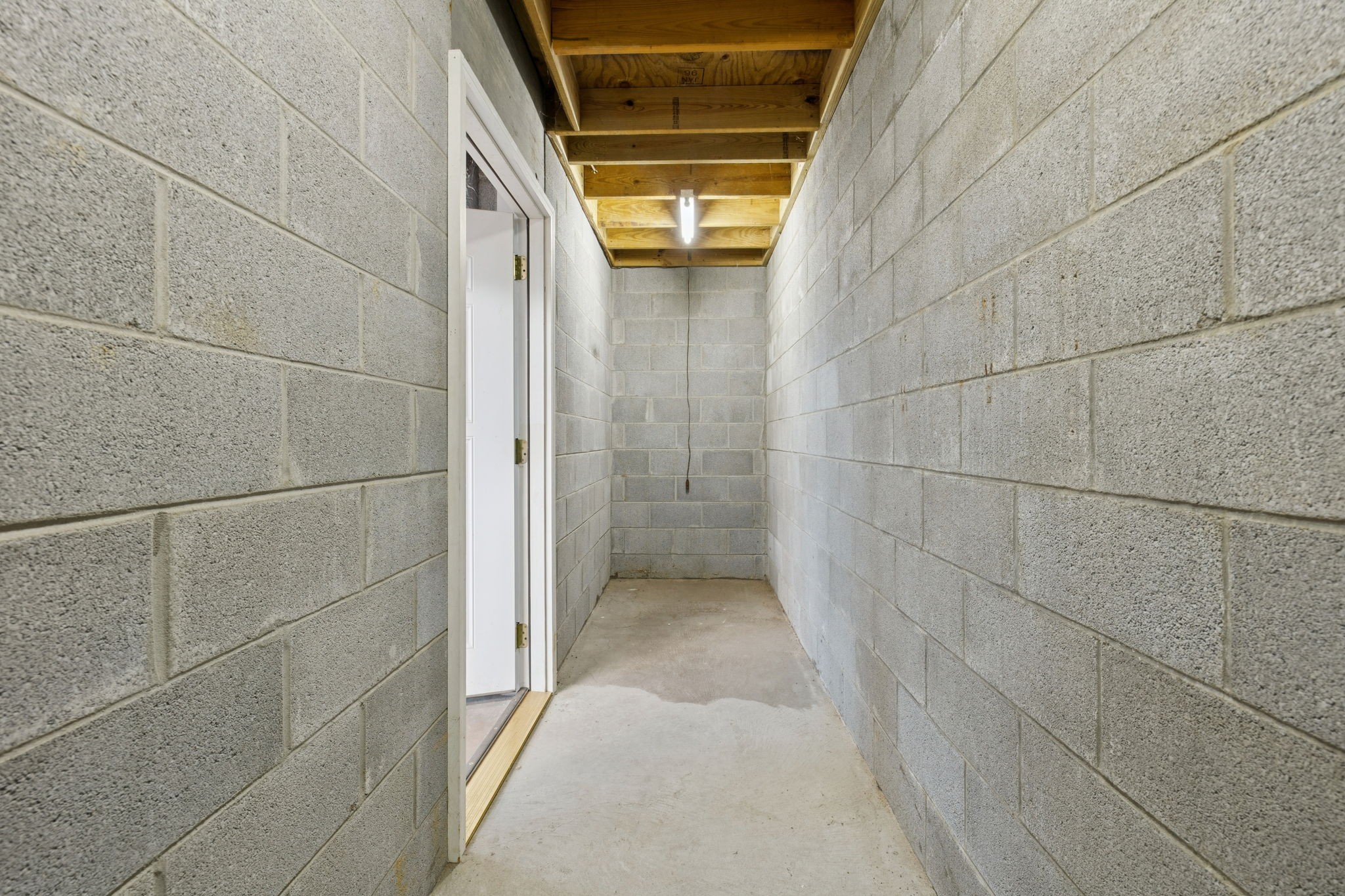 7875 Oscar Green Road Primm Springs, TN 38476 - Photo 24 of 44 a view of a small space