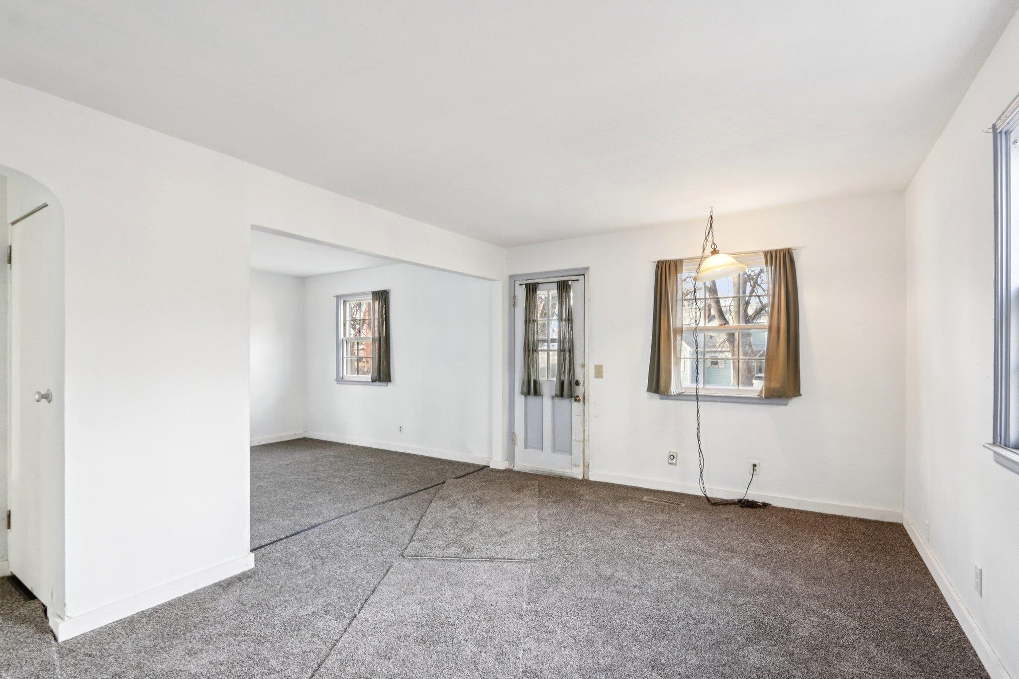 2617 Hoard Street Madison, WI 53704 - Photo 9 of 15