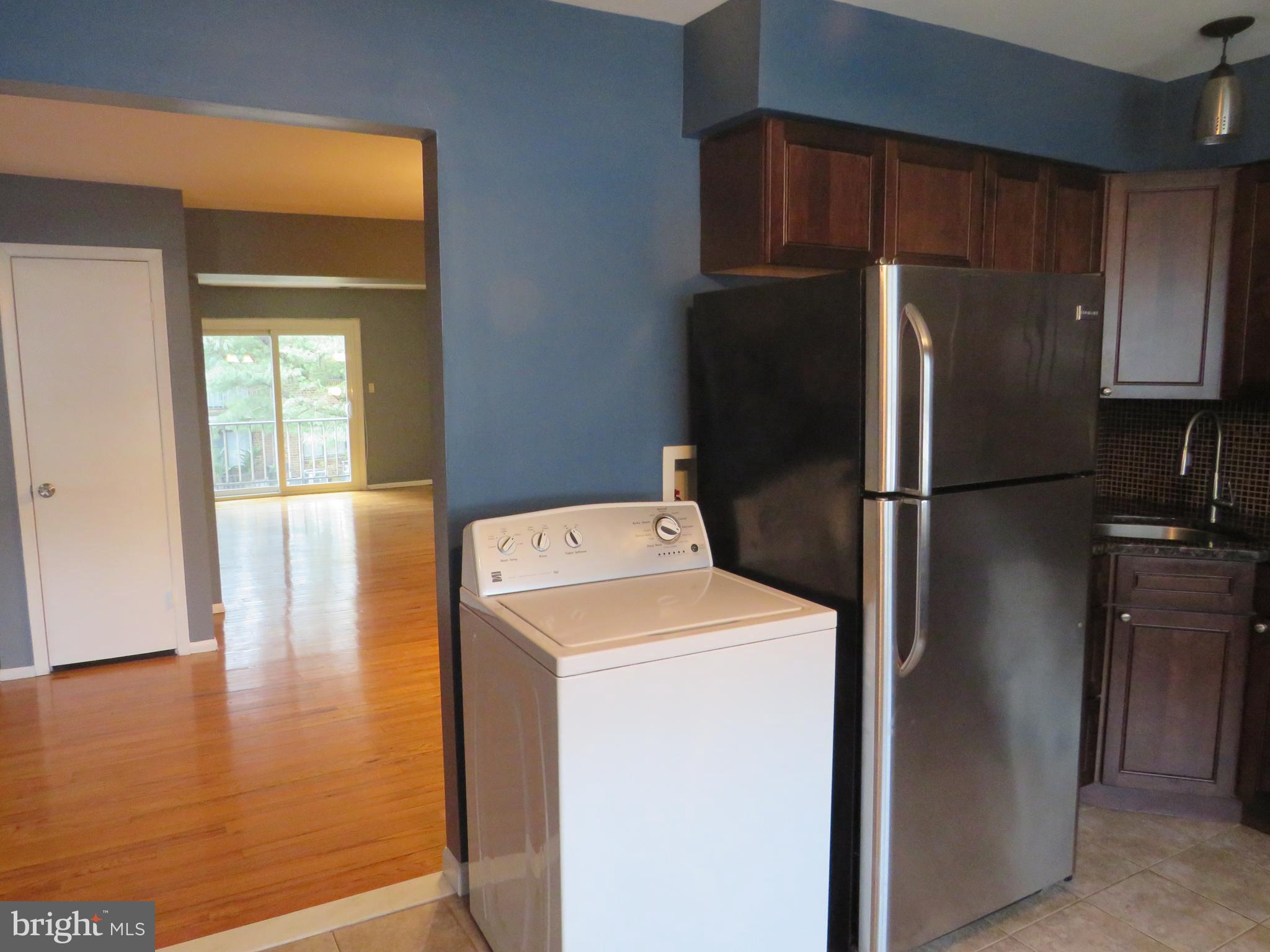 1816 Silver Court Hamilton, NJ 08690 - Photo 13 of 38