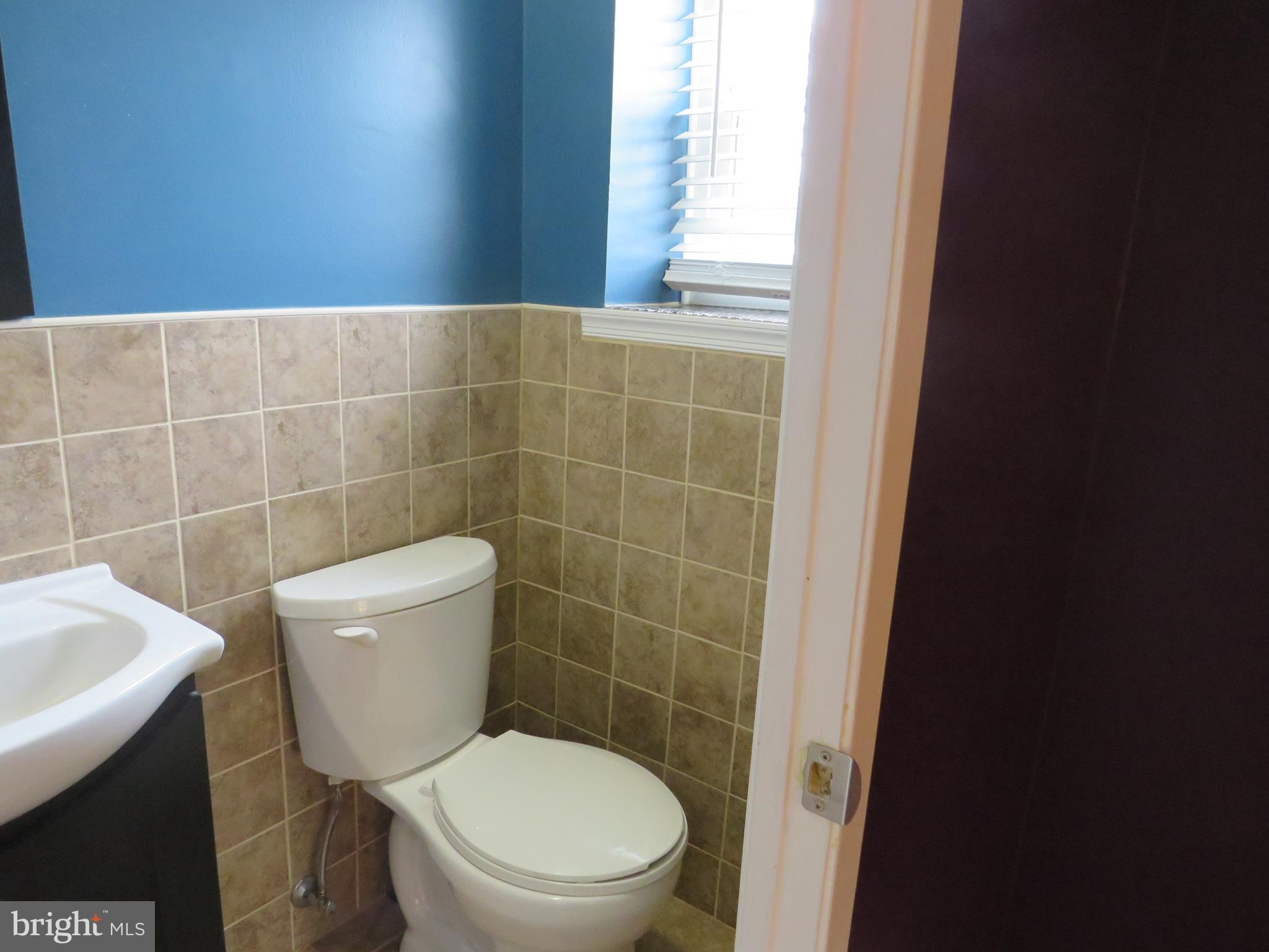 1816 Silver Court Hamilton, NJ 08690 - Photo 33 of 38