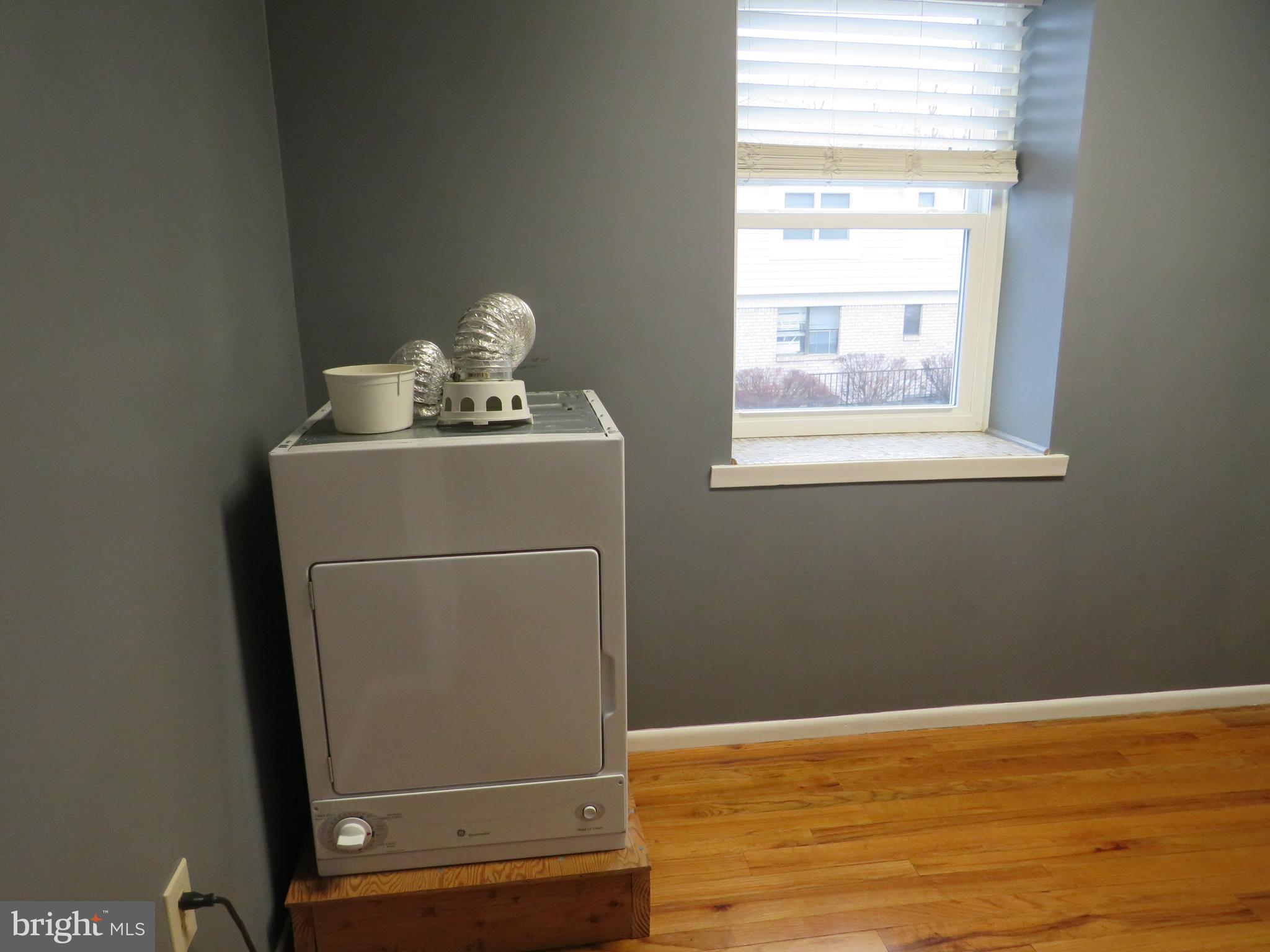 1816 Silver Court Hamilton, NJ 08690 - Photo 36 of 38