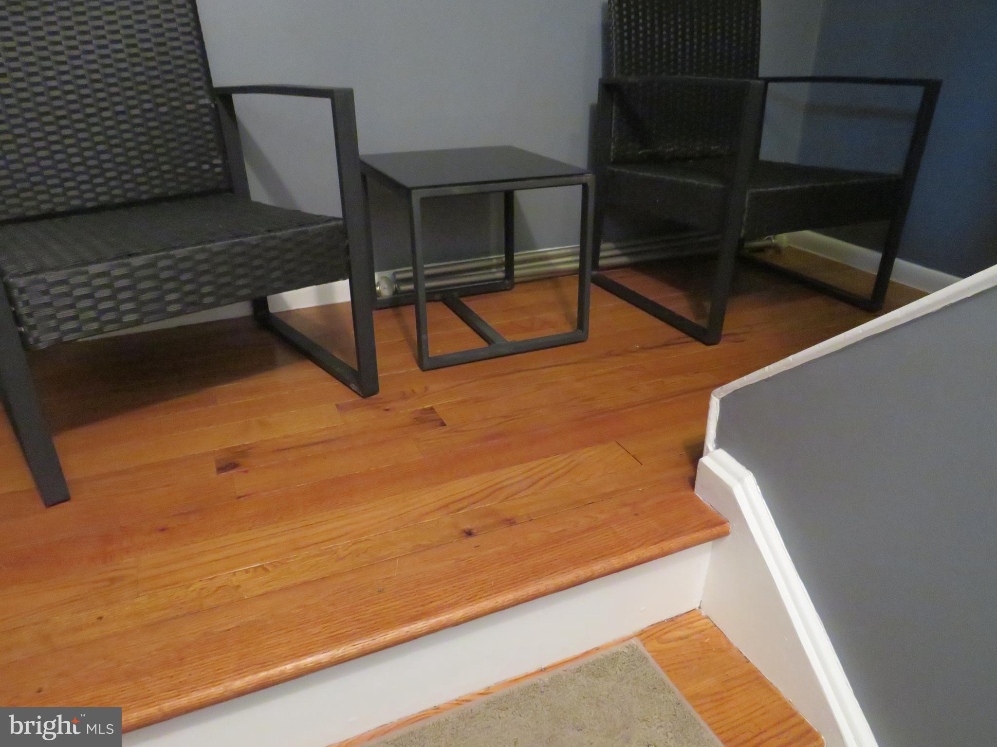 1816 Silver Court Hamilton, NJ 08690 - Photo 4 of 38