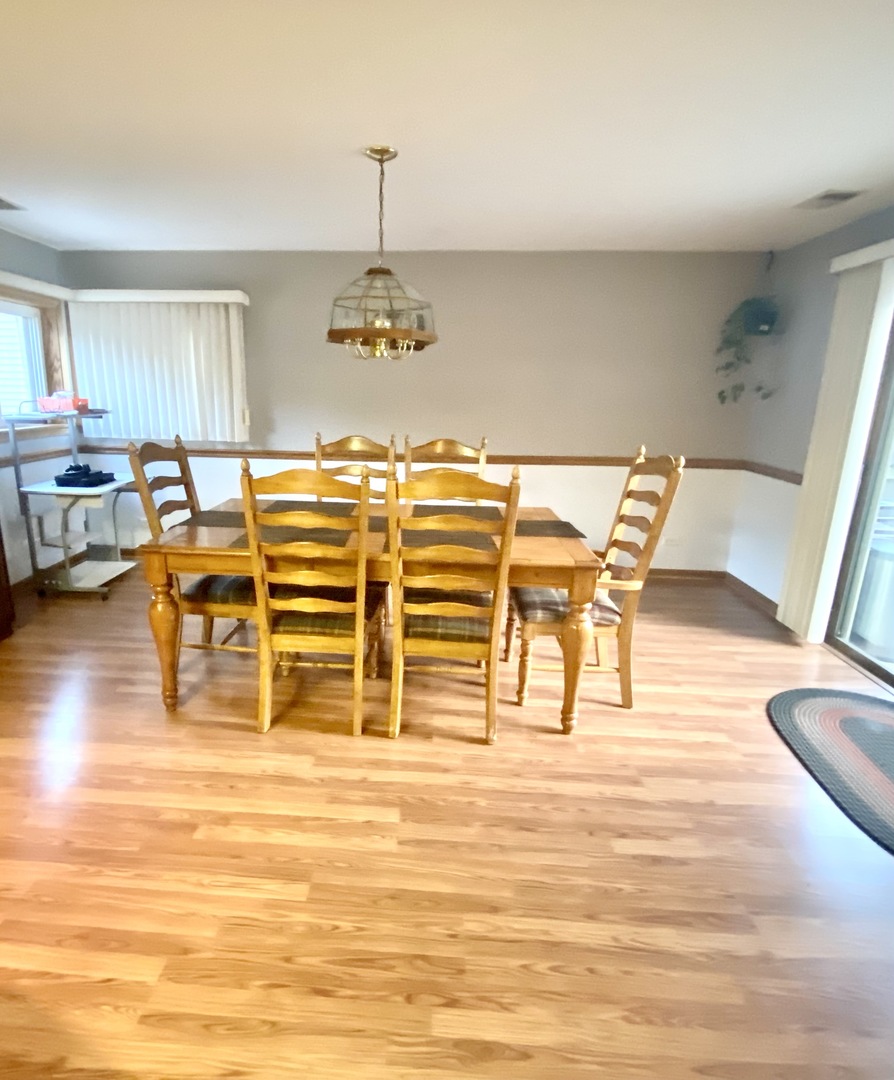 119 Queenswood Road Bolingbrook, IL 60440 - Photo 8 of 20