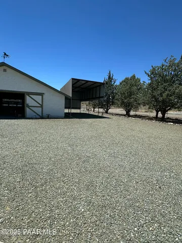 $595,000 | 13502 South Burton Road, Mayer, AZ 86333