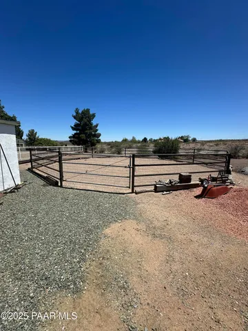 $595,000 | 13502 South Burton Road, Mayer, AZ 86333