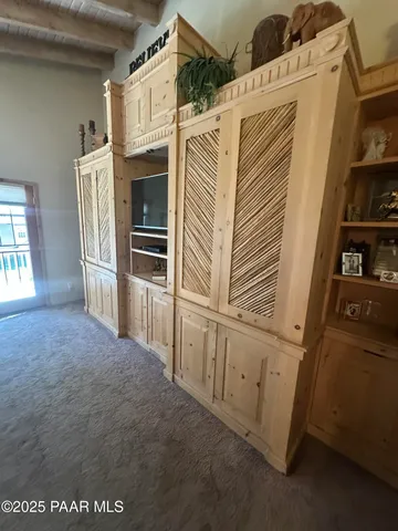 $595,000 | 13502 South Burton Road, Mayer, AZ 86333