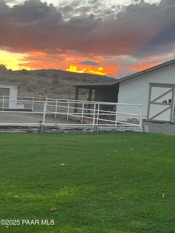 $595,000 | 13502 South Burton Road, Mayer, AZ 86333