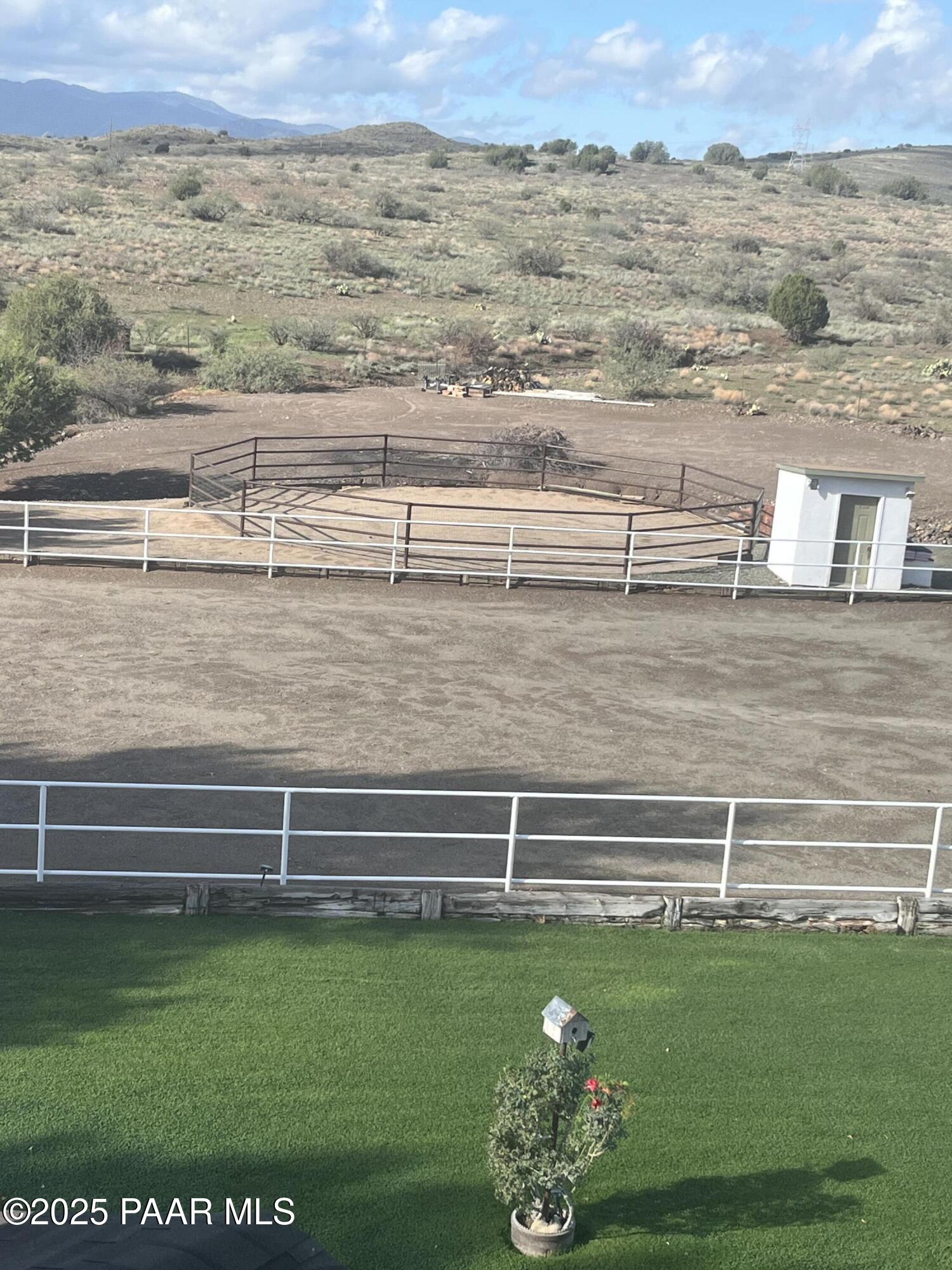 13502 South Burton Road Mayer, AZ 86333 - Photo 5 of 46 IMG_3471