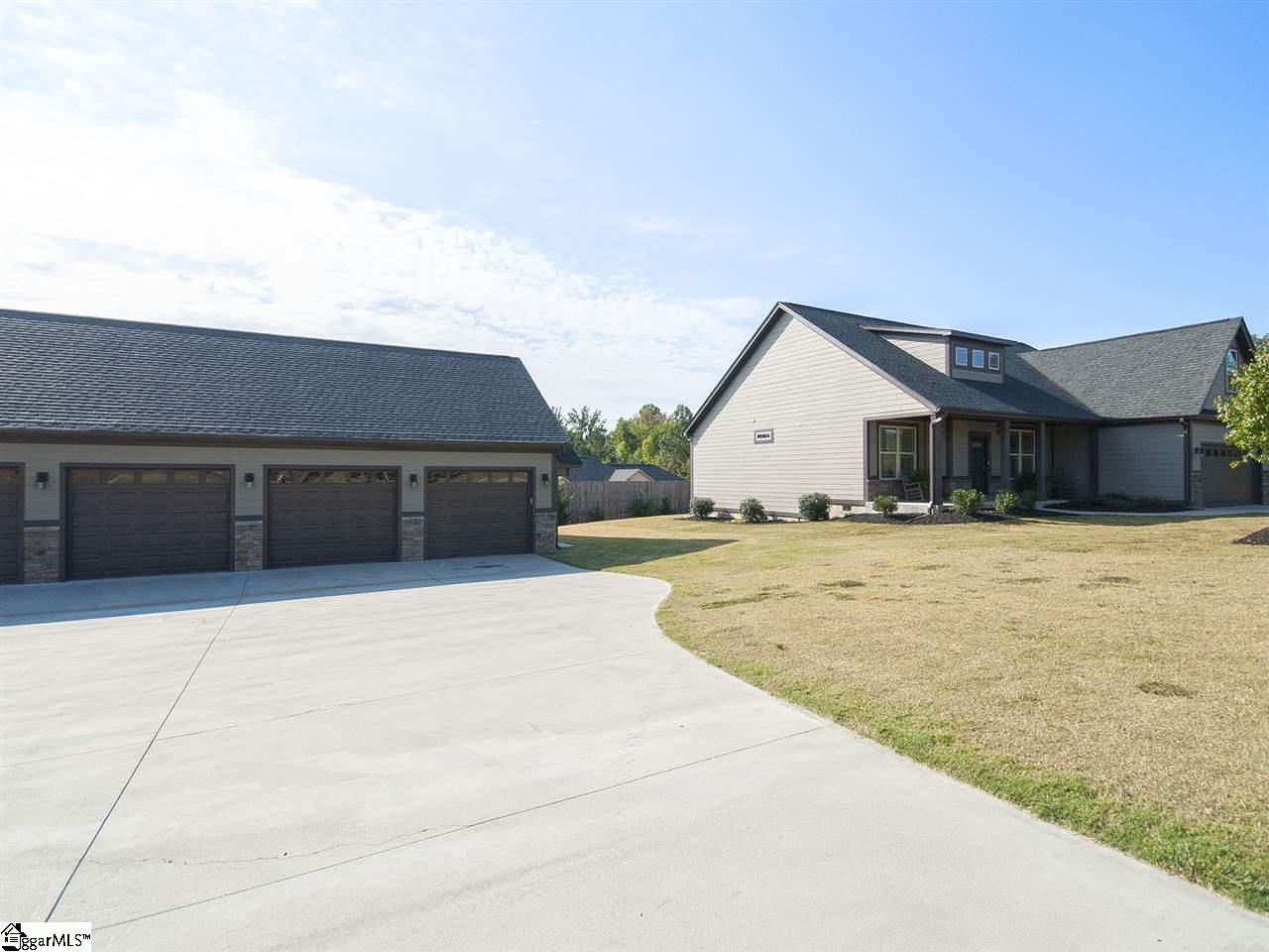 2037 Edwards Lake Road Greer, SC 29651 - Photo 24 of 27