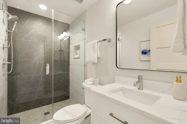 $599,900 | 647 G Street Southeast, Unit 2, Washington, DC 20003