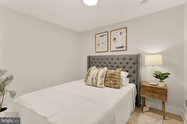 $599,900 | 647 G Street Southeast, Unit 2, Washington, DC 20003