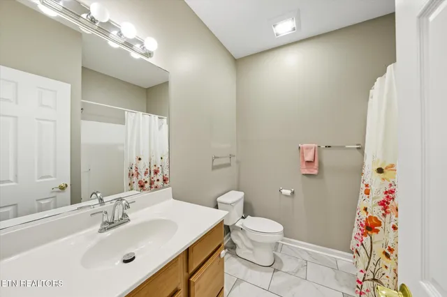 $327,500 | 7113 Winter Oaks Way, Unit 13, Knoxville, TN 37918