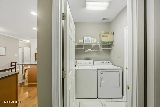 $327,500 | 7113 Winter Oaks Way, Unit 13, Knoxville, TN 37918