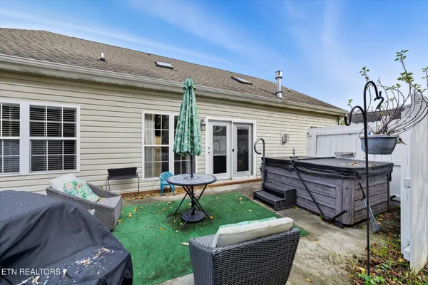 $325,000 | 7113 Winter Oaks Way, Unit 13, Knoxville, TN 37918