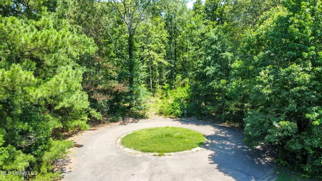 $79,500 | 0 Shady Brook Cove, Byram, MS 39272