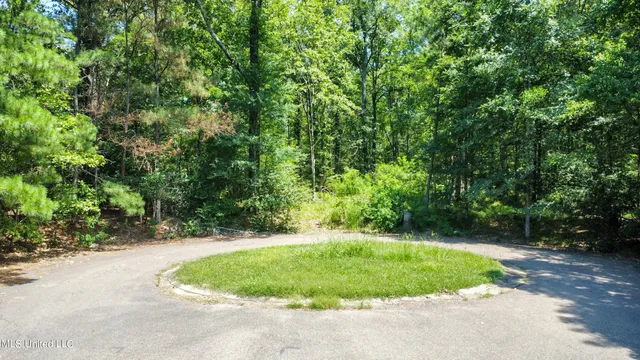 $79,500 | 0 Shady Brook Cove, Byram, MS 39272
