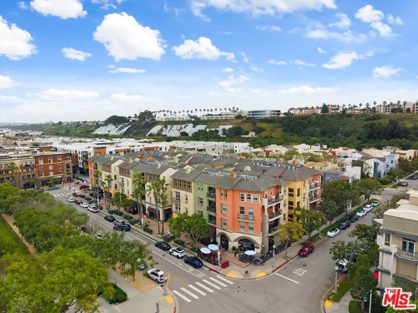 $995,000 | 13020 Pacific, Unit 216, Playa Vista, CA 90094