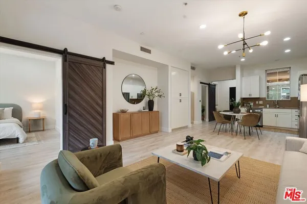 $995,000 | 13020 Pacific, Unit 216, Playa Vista, CA 90094