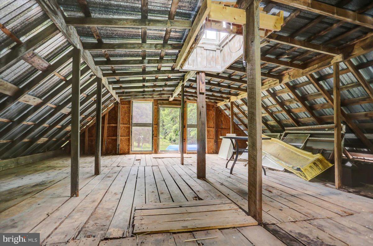 2750 Coldsmith Road Greencastle, PA 17225 - Photo 72 of 85 Barn interior
