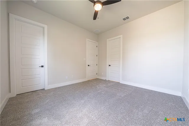 $629,000 | 254 Firewheel Loop, Floresville, TX 78114