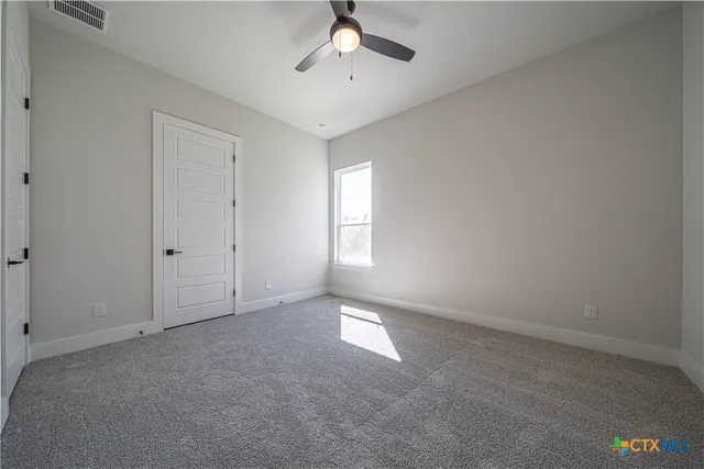 $629,000 | 254 Firewheel Loop, Floresville, TX 78114